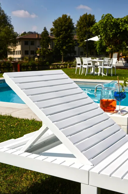 Lettino da esterno Haiti modulare bianco con cuscino