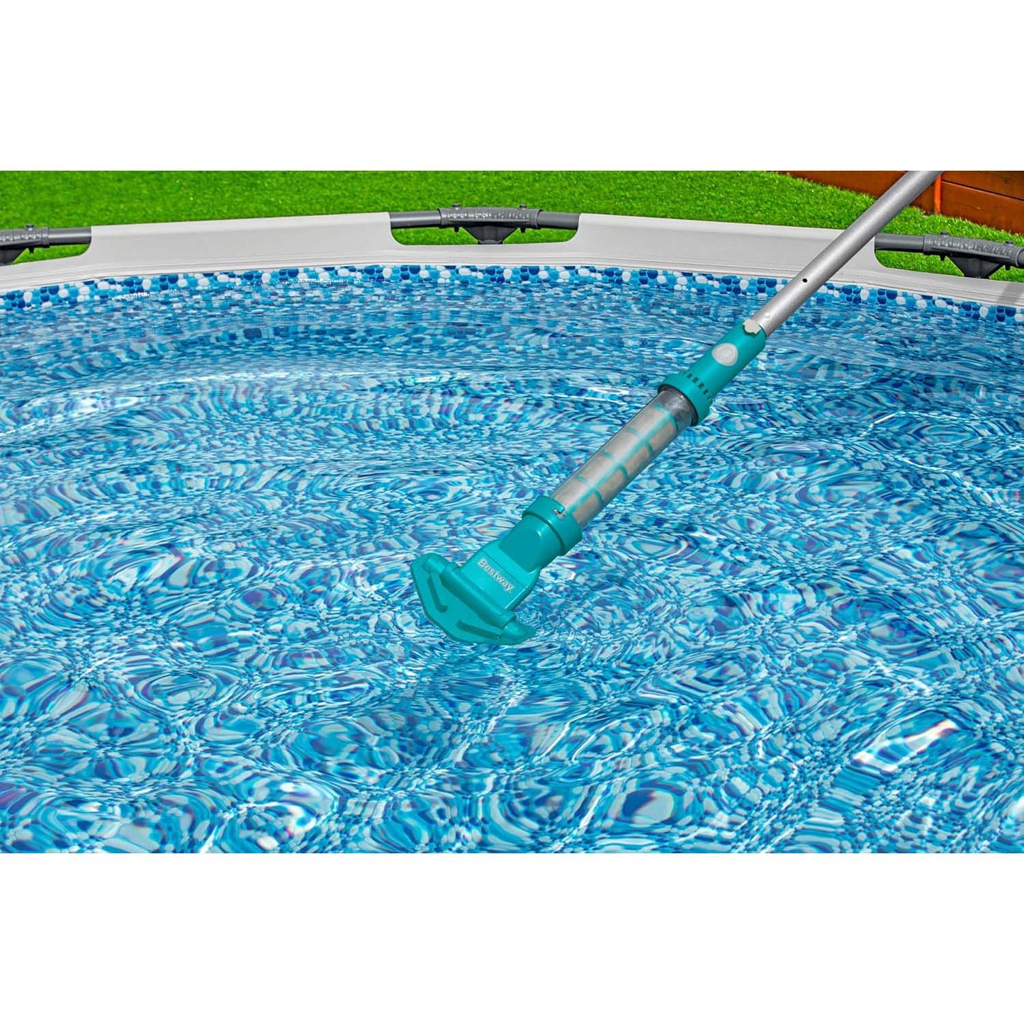 Aspiratore ricaricabile per piscina fino a 6,10 mt Bestway