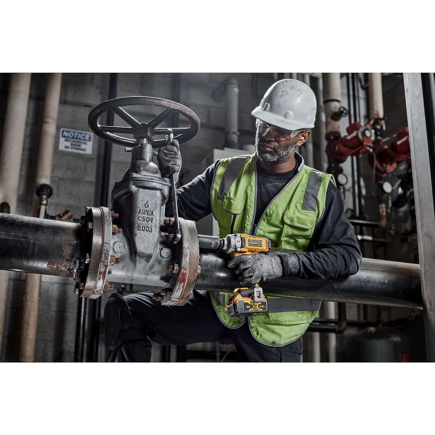 Avvitatore a impulsi ad alta potenza DeWalt DCF891NT-XJ 18 V con valigetta