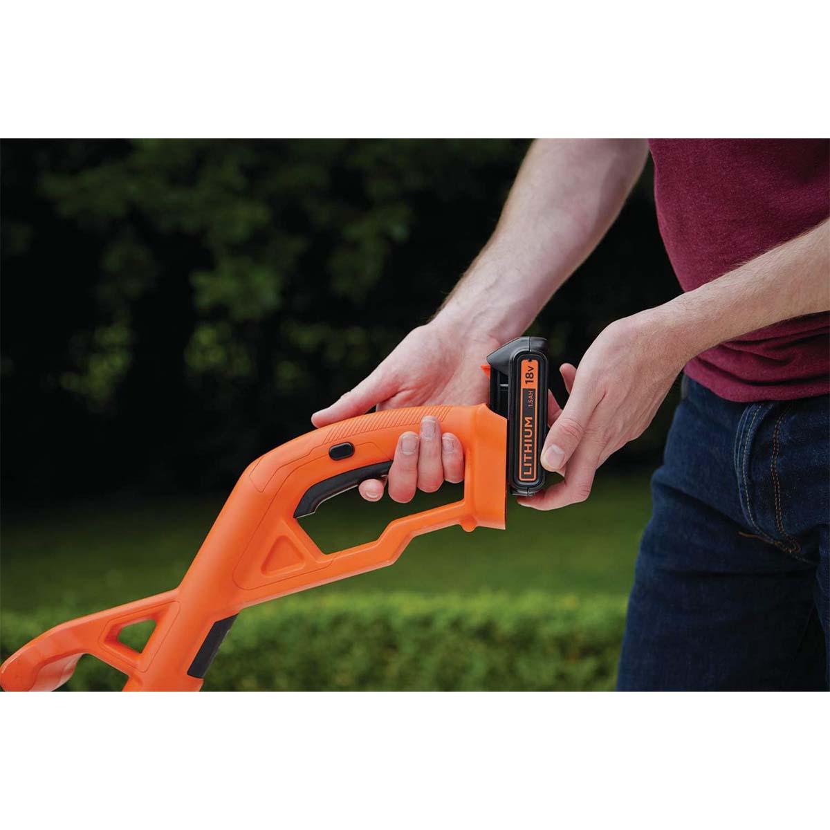 Tagliabordi a batteria Bleck&Decker 18V taglio 25cm