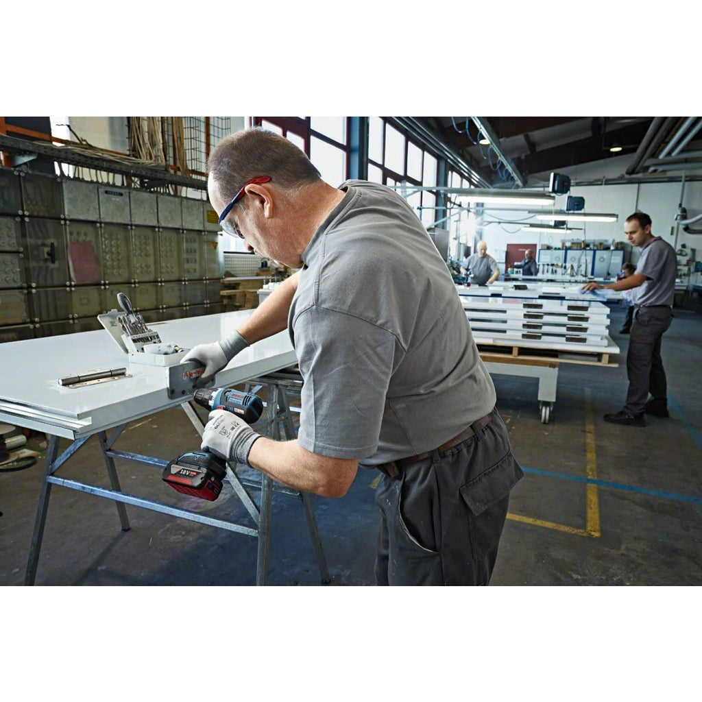 Bosch trapano avvitatore GSR 18 V-LI con 2 batterie e accessori