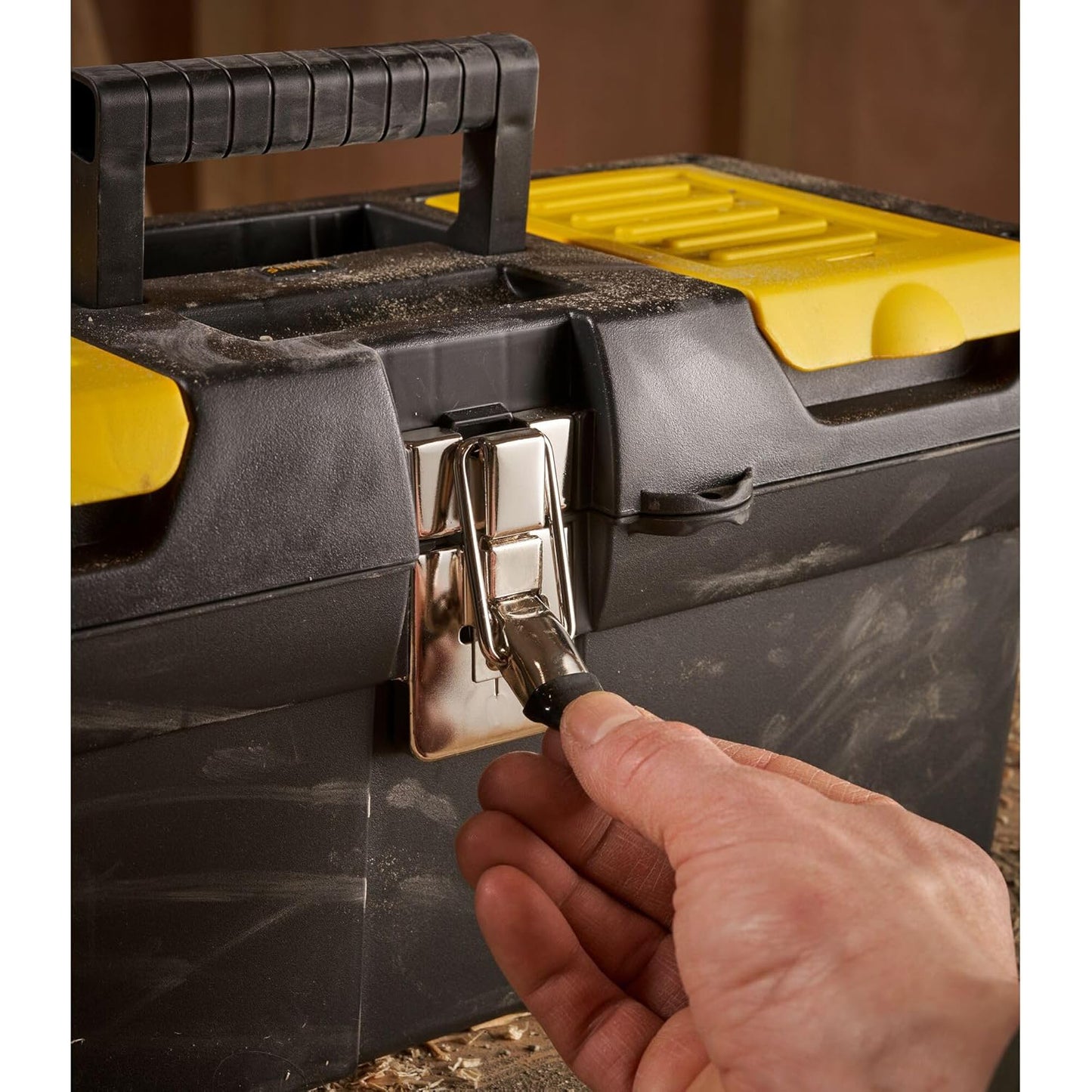 Cassetta Stanley serie 2000 16" con cerniera in metallo 2 organizer e vaschetta