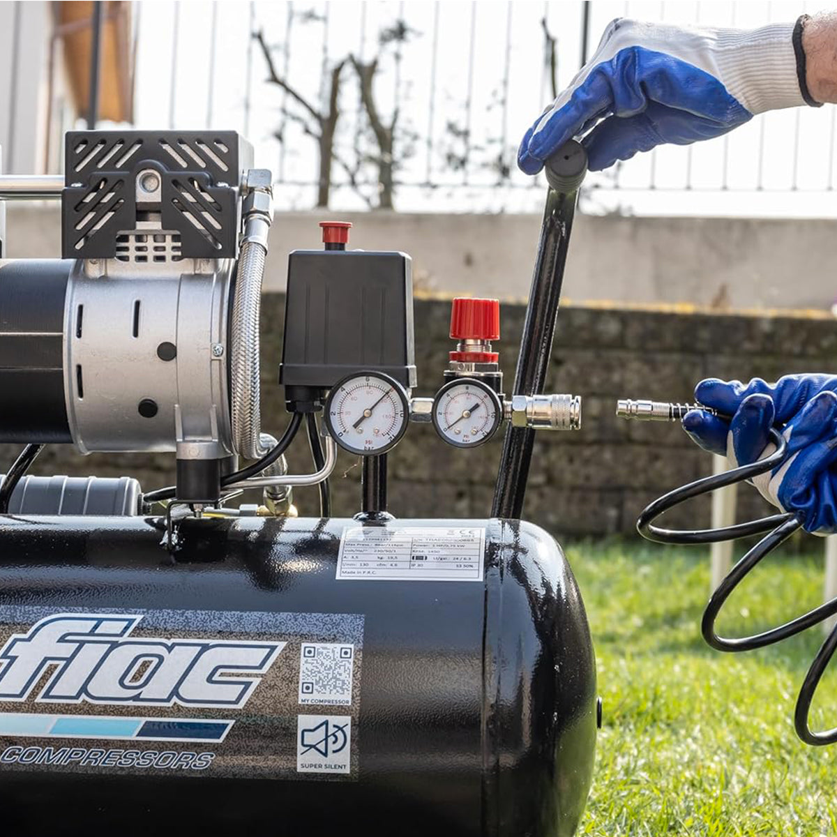 Compressore d'aria portatile 24 Litri Fiac Super Silent oil-free 59 dB 8 bar