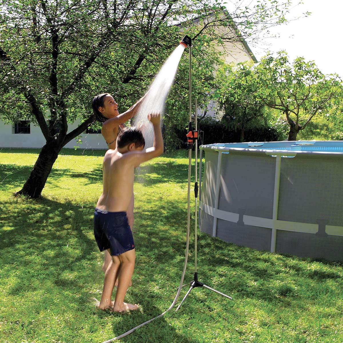 Doccia da giardino Claber Malibù pieghevole altezza regolabile 200 cm