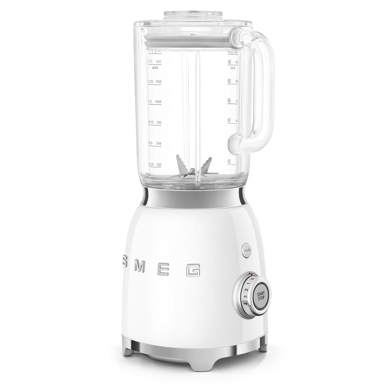 Frullatore Smeg BLF03 estetica 50's style