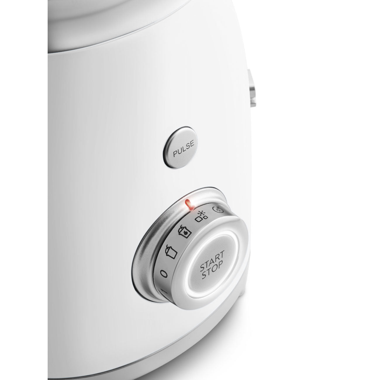 Frullatore Smeg BLF03 estetica 50's style