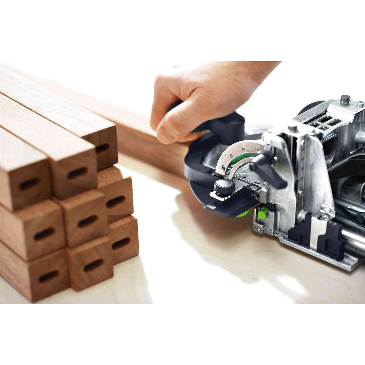 Festool Fresatrice per giunzioni DF 700 EQ-Plus DOMINO XL