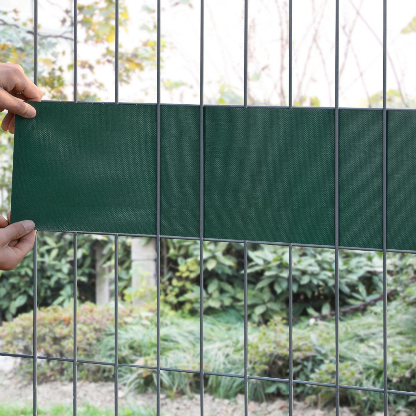 Frangivista fascia in pvc 19x350cm con 25 clips di fissaggio