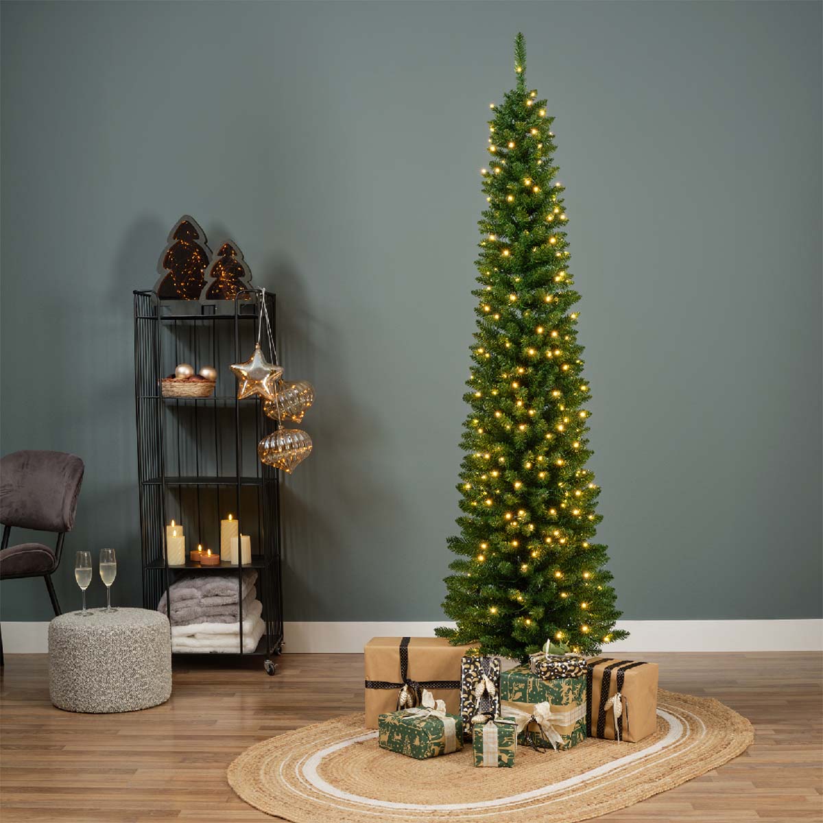 Albero di Natale con 280 luci LED incorporate 210 cm slim Pencil Pine