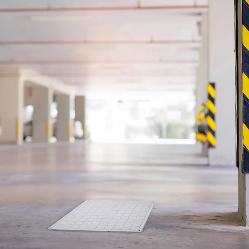 Chiusino singolo nor 20x20 cm in polipropilene anti-UV