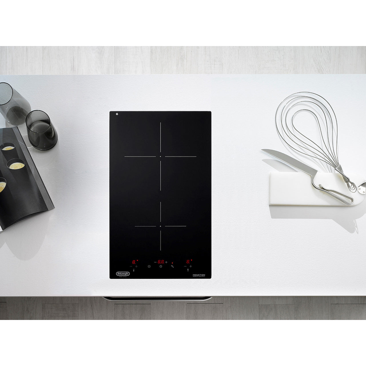 Piano cottura a induzione De Longhi Pin 32 a incasso 30 cm nero