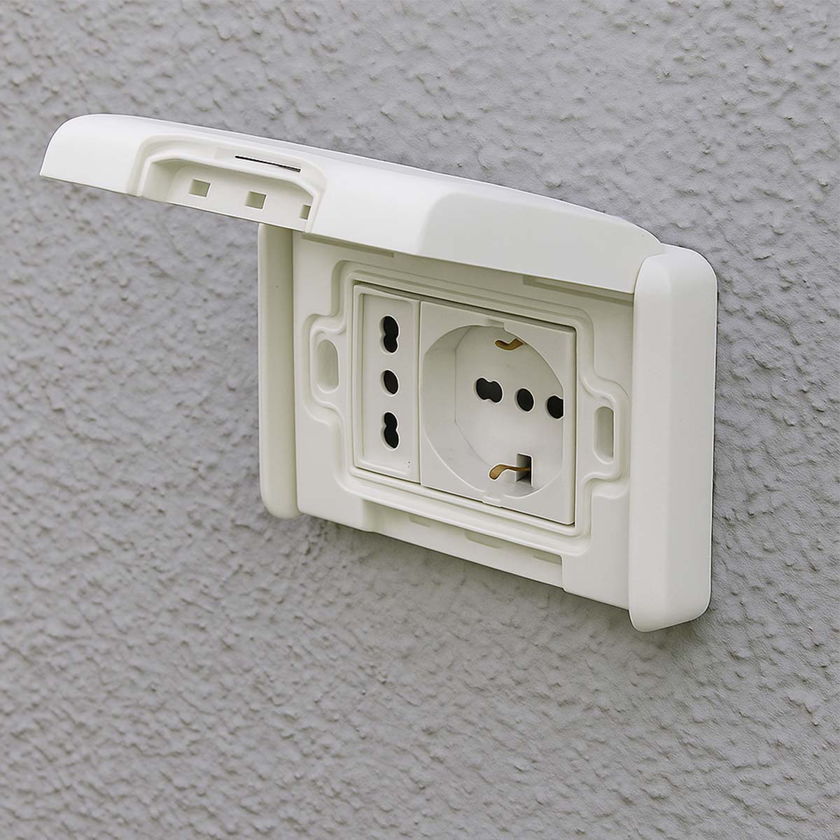 Placca Elettrica Poly Pool con Doppia Presa Bipasso 10/16A bianco