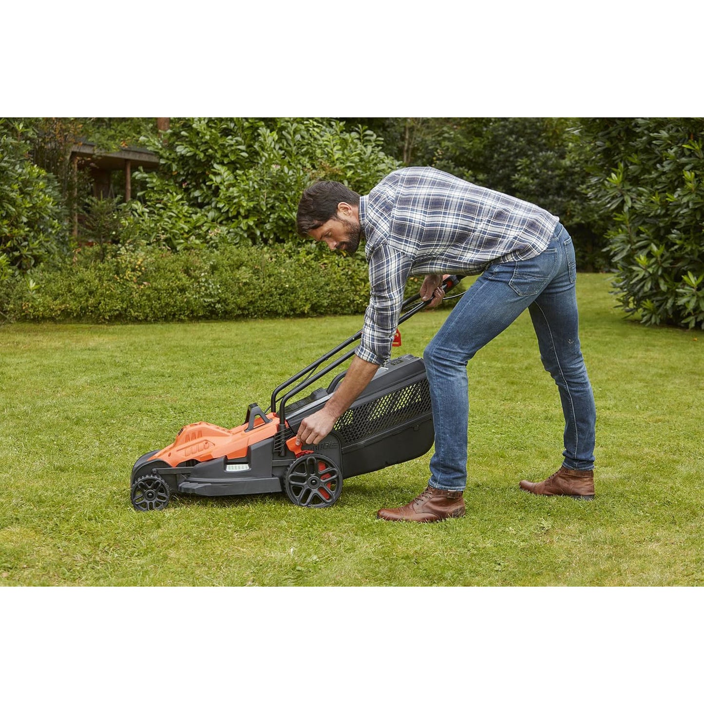 Rasaerba a filo Black+Decker 1400 W 34 cm impugnatura bike