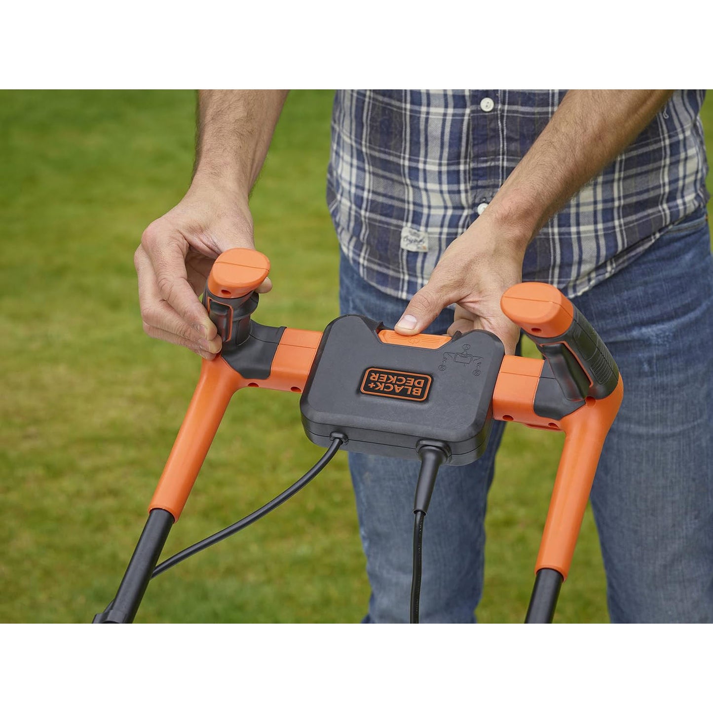 Rasaerba a filo Black+Decker 1400 W 34 cm impugnatura bike