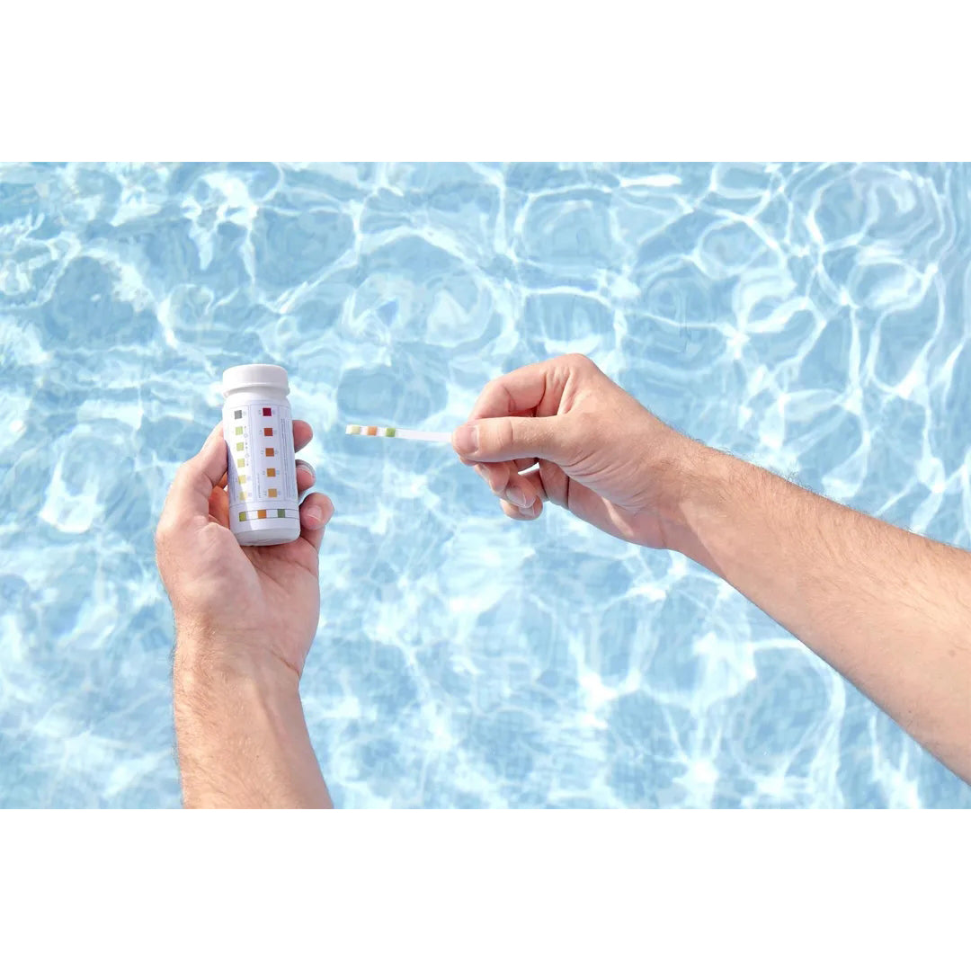 Set accessori pulizia Bestway per piscina fino a 3,96 mt