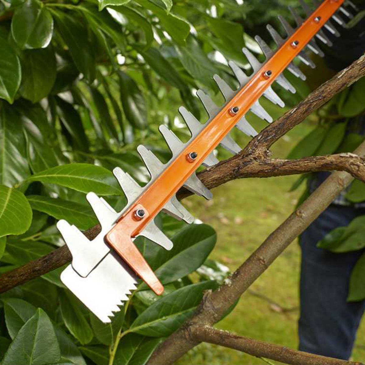 Tagliasiepi 550W lama 60 cm Black&Decker BEHTS451