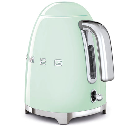 Bollitore Smeg KLF03 estetica 50's style