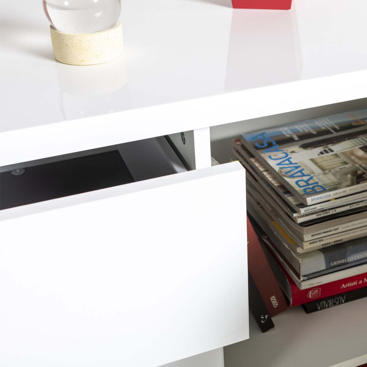 Mobile multiuso 120x82h cm bianco laccato con 1 anta e 4 cassetti