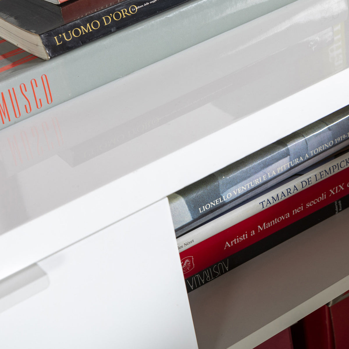 Mobile contenitore 120x102h cm bianco laccato con 3 ante