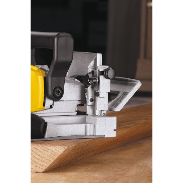 Fresatrice per giunzioni DeWalt DW6822K-QS con linguette 600 W attacco 10 m