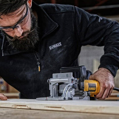 Fresatrice per giunzioni DeWalt DW6822K-QS con linguette 600 W attacco 10 m
