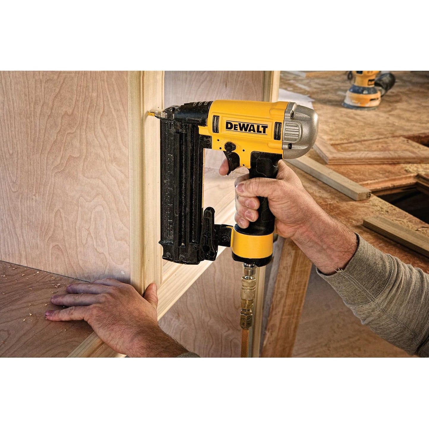 Groppinatrice pneumatica DeWalt 18 gauge precision point chiodo 15-55 mm