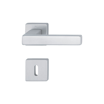 Maniglia Hoppe Austin con rosetta e bocchetta quadra 49x49 mm