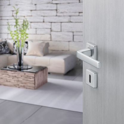 Maniglia Hoppe Dublin rosetta e bocchetta quadre 44x44mm argento