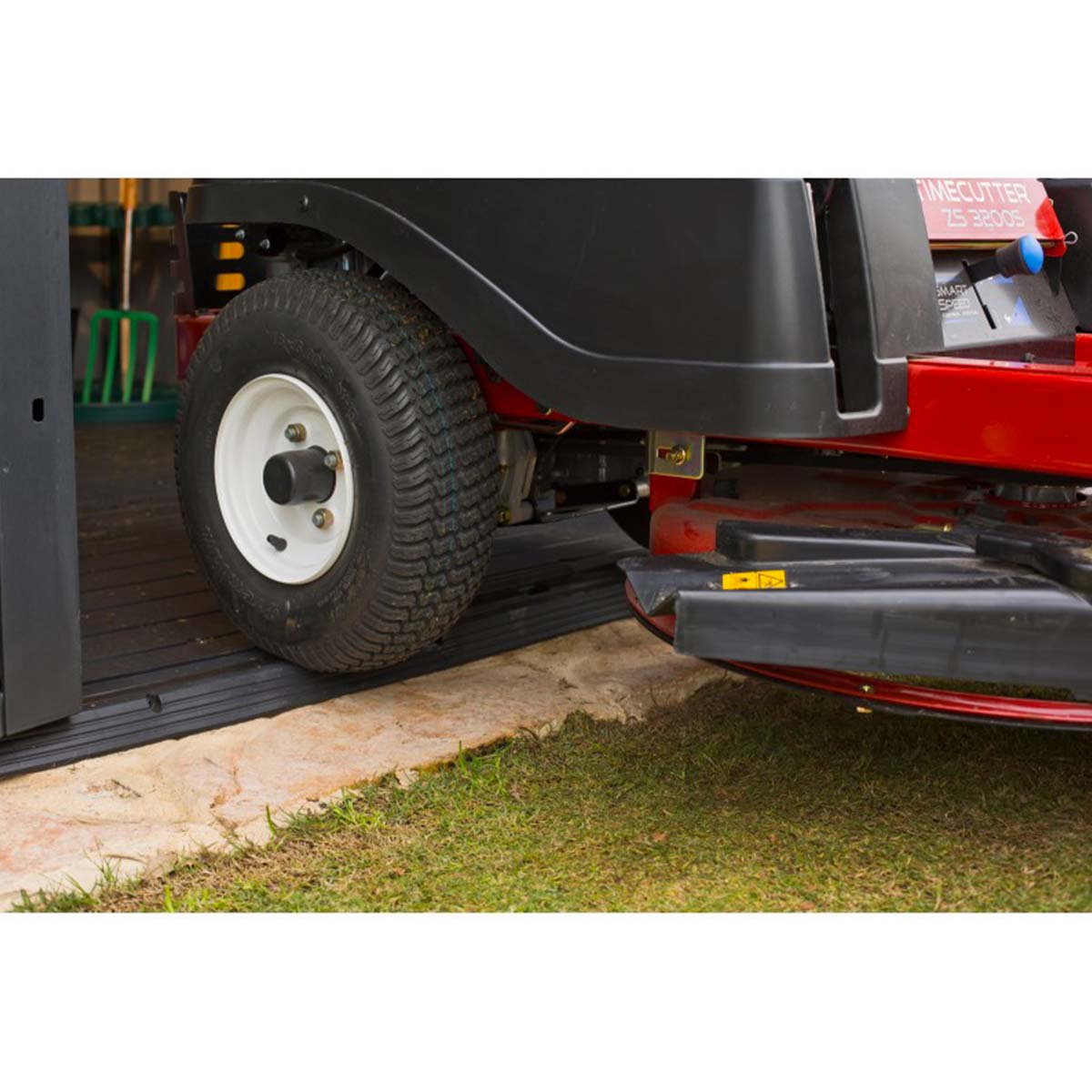 Keter casetta da giardino Newton Plus 757/775 in resina con finestre