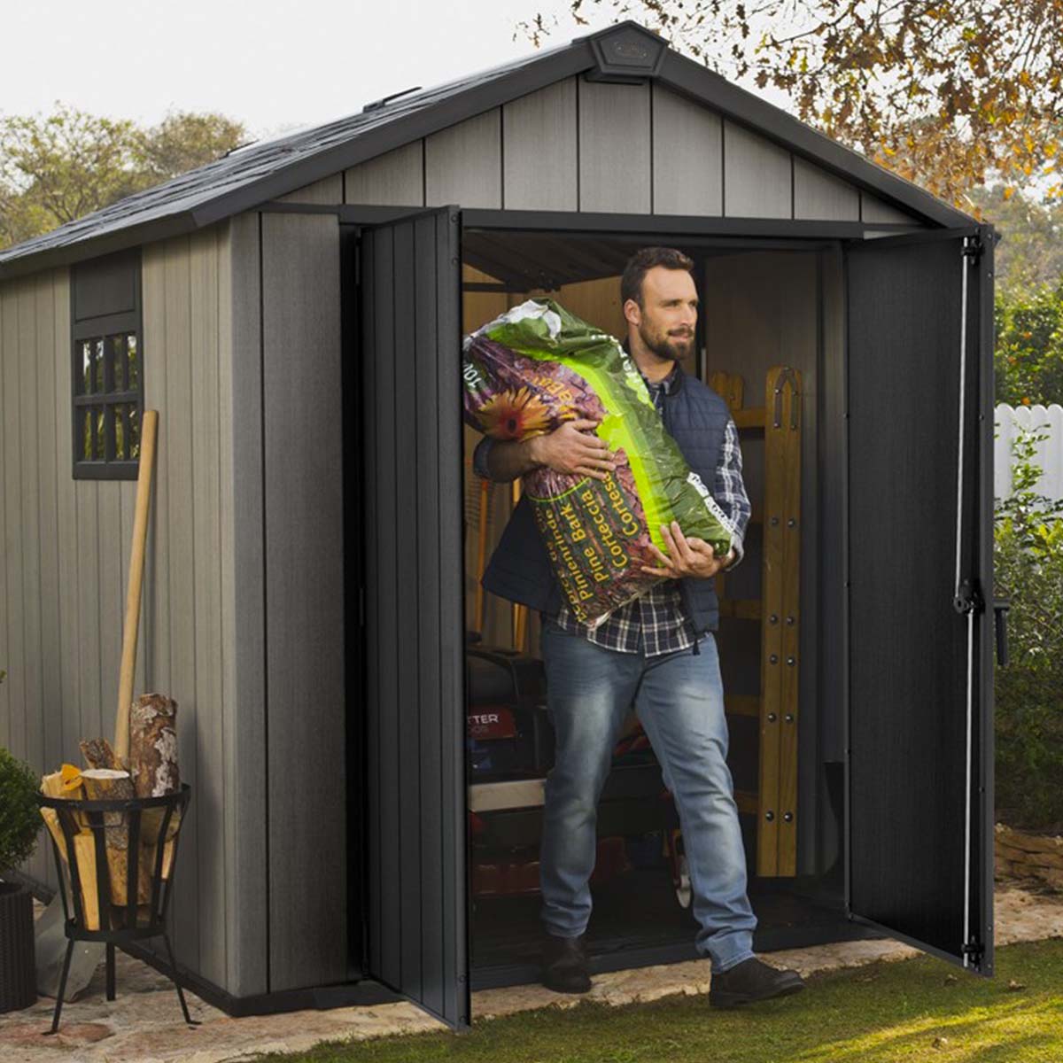 Keter casetta da giardino in resina 230x350x242H cm Oakland 7511 grigio con lucernario e due finestre laterali