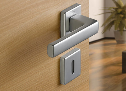 Maniglia porte interne Hoppe Toulon con rosetta e bocchetta quadre 49x49 mm