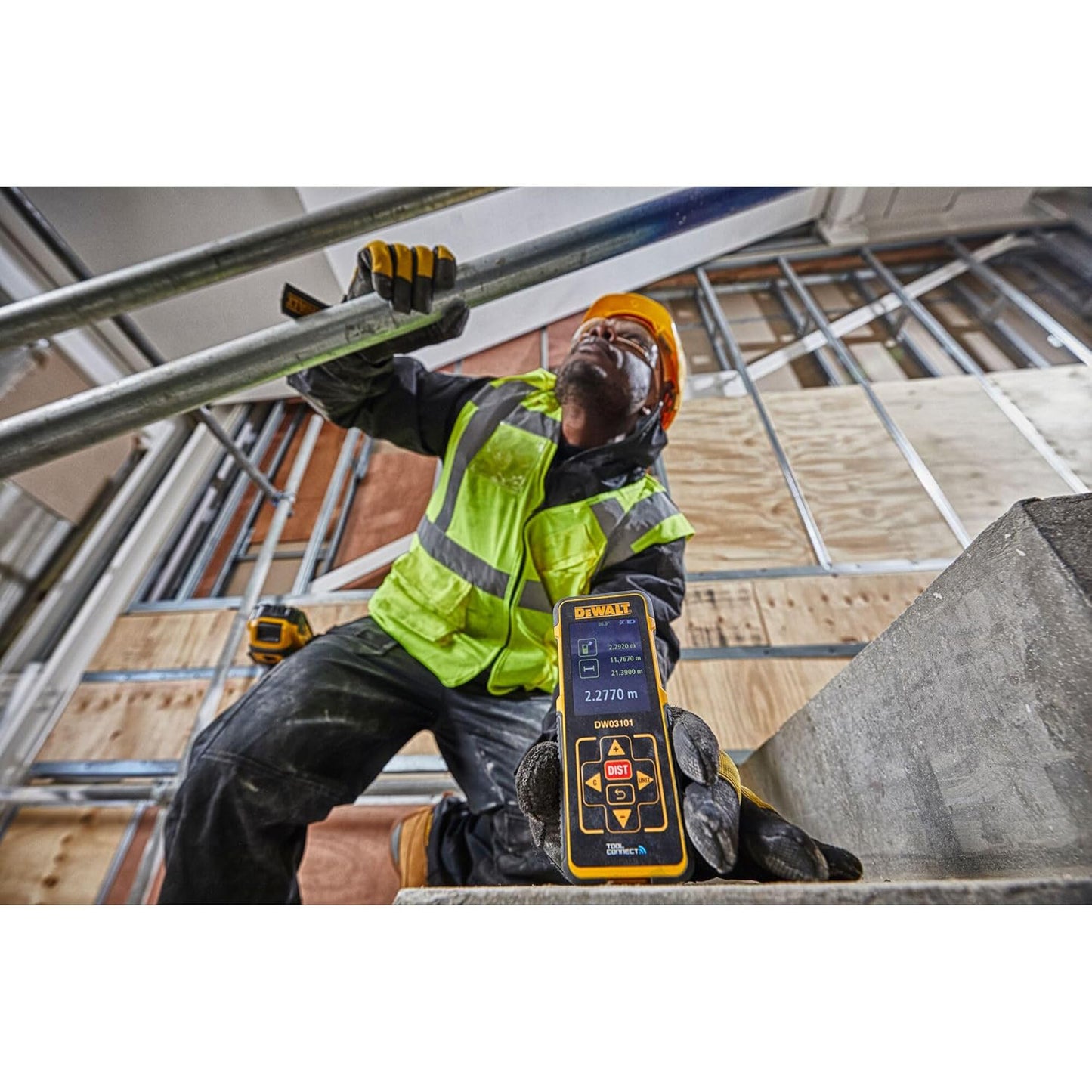 Misuratore digitale laser DeWalt portata 100 mt con accessori DW03101-XJ