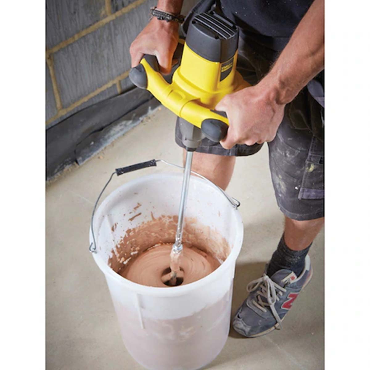 Miscelatore elettrico 1600W con frusta Ø140mm Stanley Fatmax FME190-QS