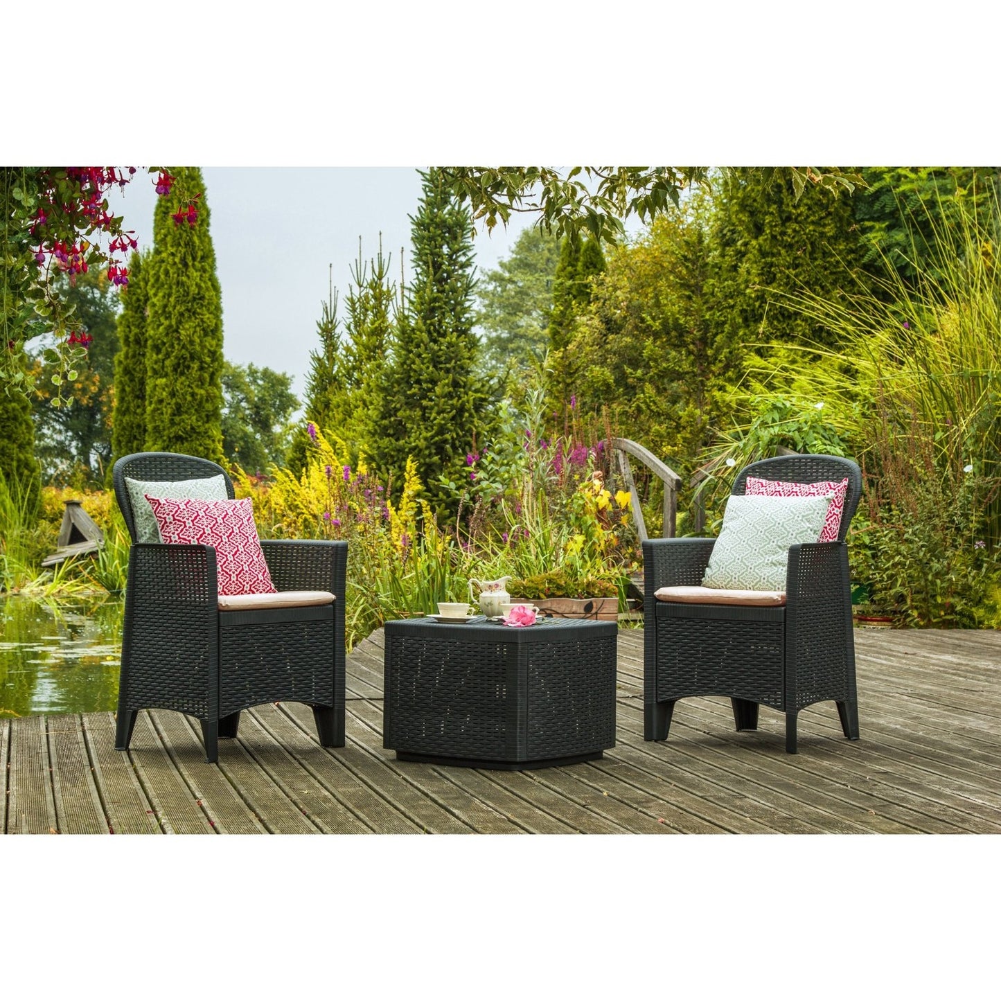 Set da esterno o interno Tree effetto rattan 1 Tavolo + 2 Poltrone Con Cuscini