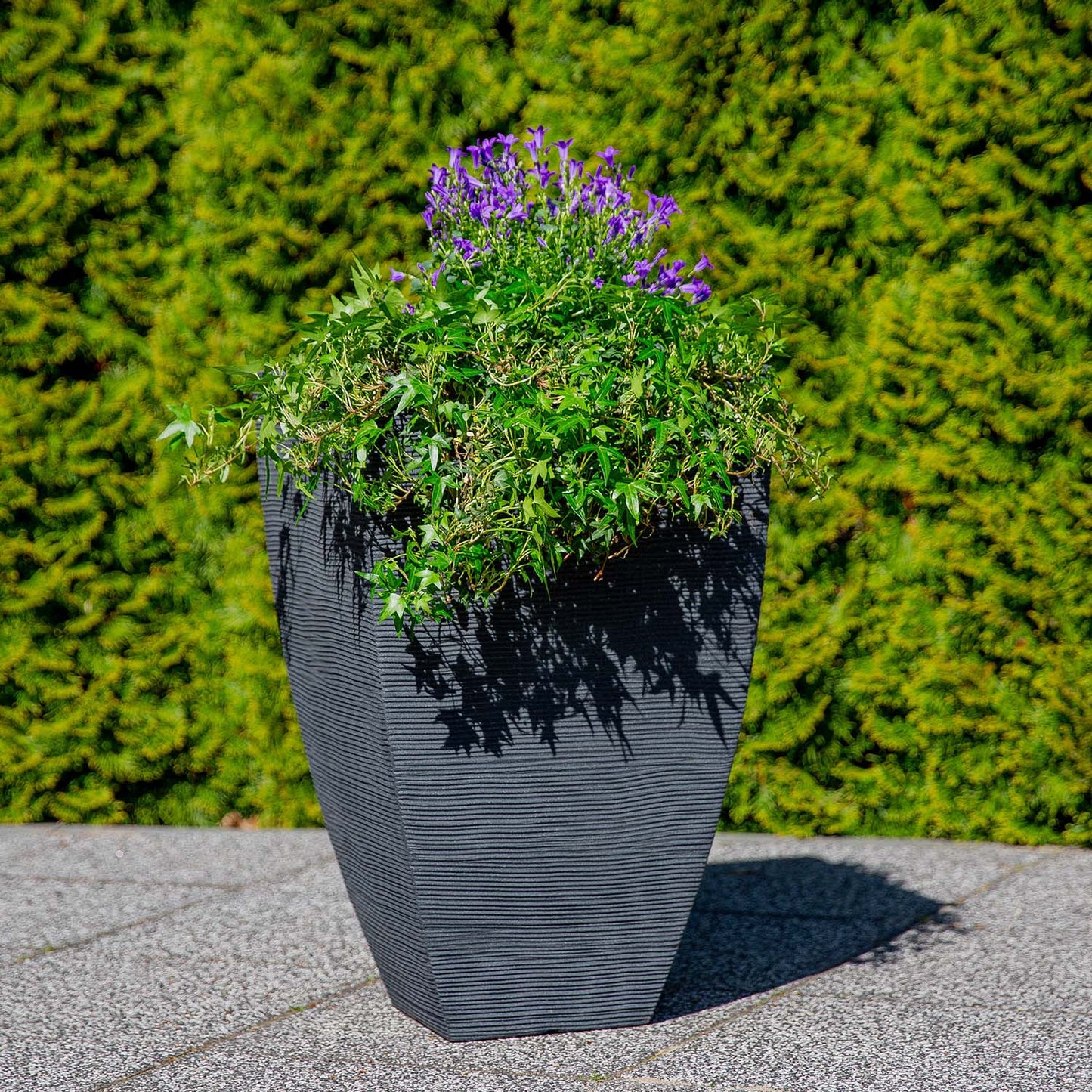 Vaso terra quadrato a coste 40 x h 60 cm grigio